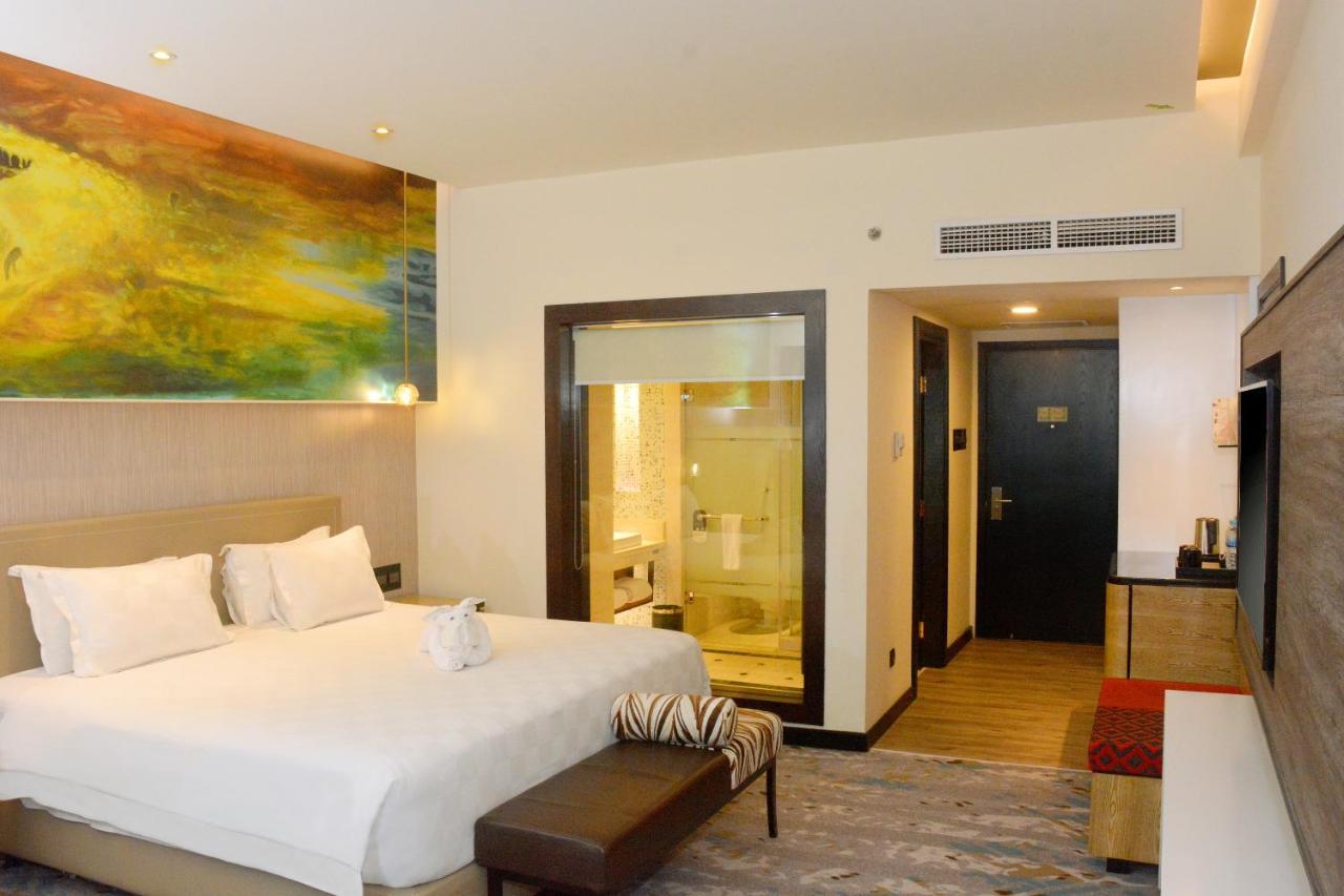 Hotel Grand Mercure Angkasa 5*