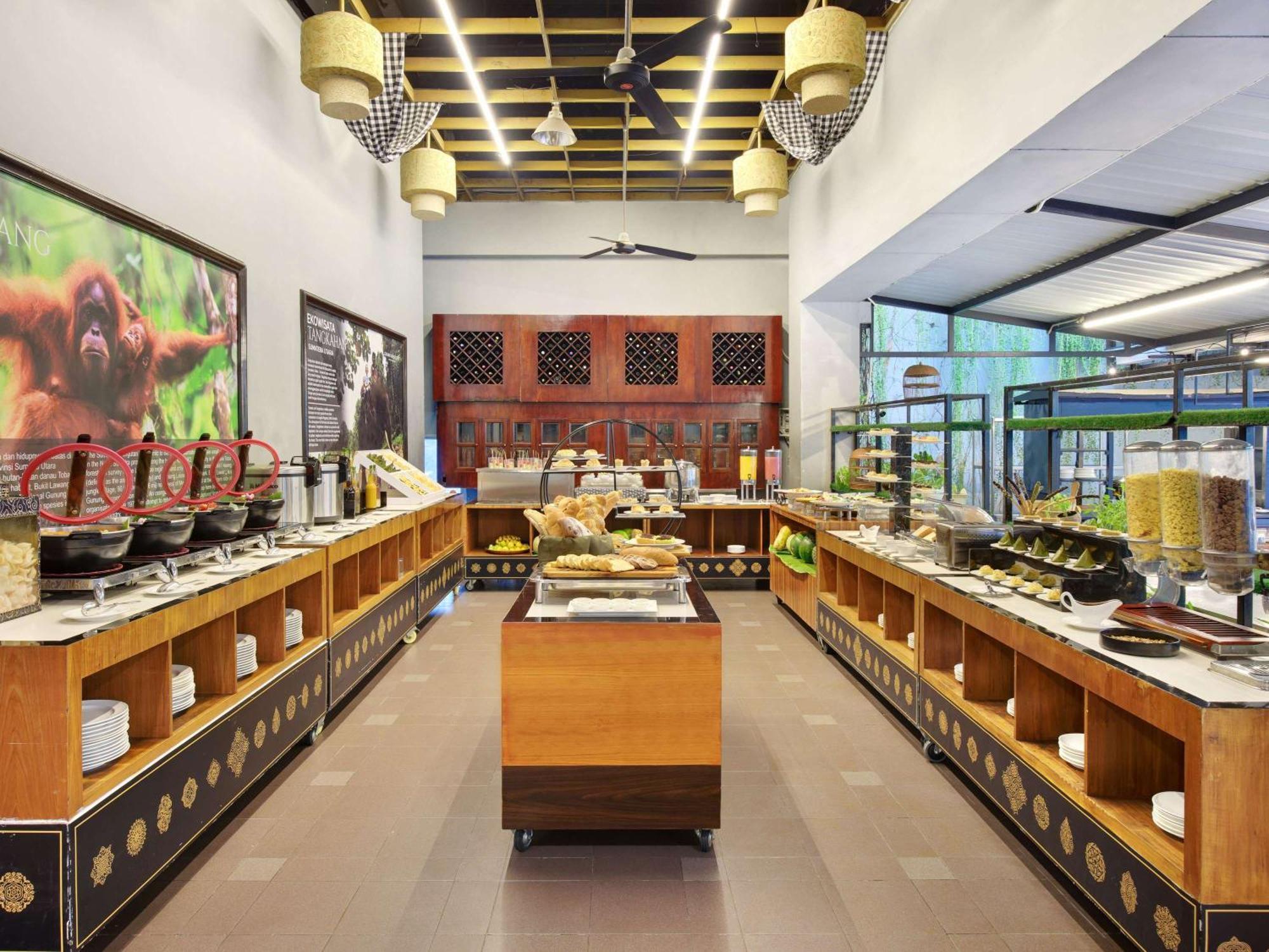 Grand Mercure Angkasa Hotel
