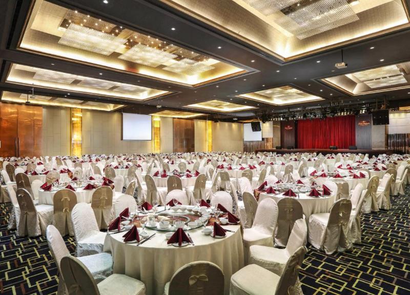 Grand Mercure Angkasa 5*